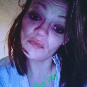 Meet your Posher, Casandra